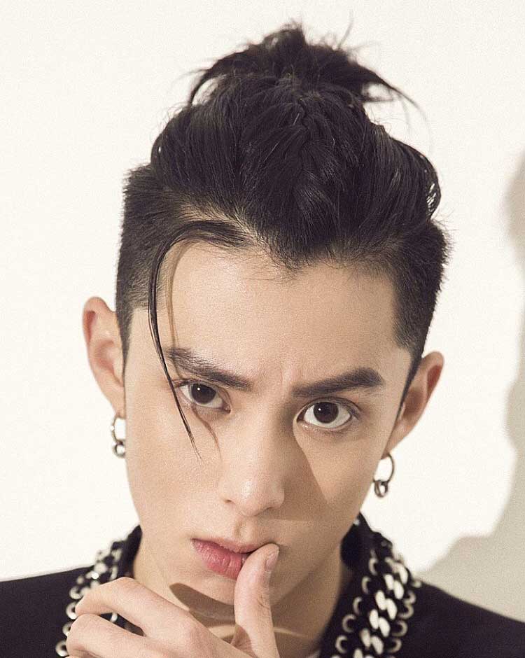 Samurai Bun (Top Knot) Sample 8