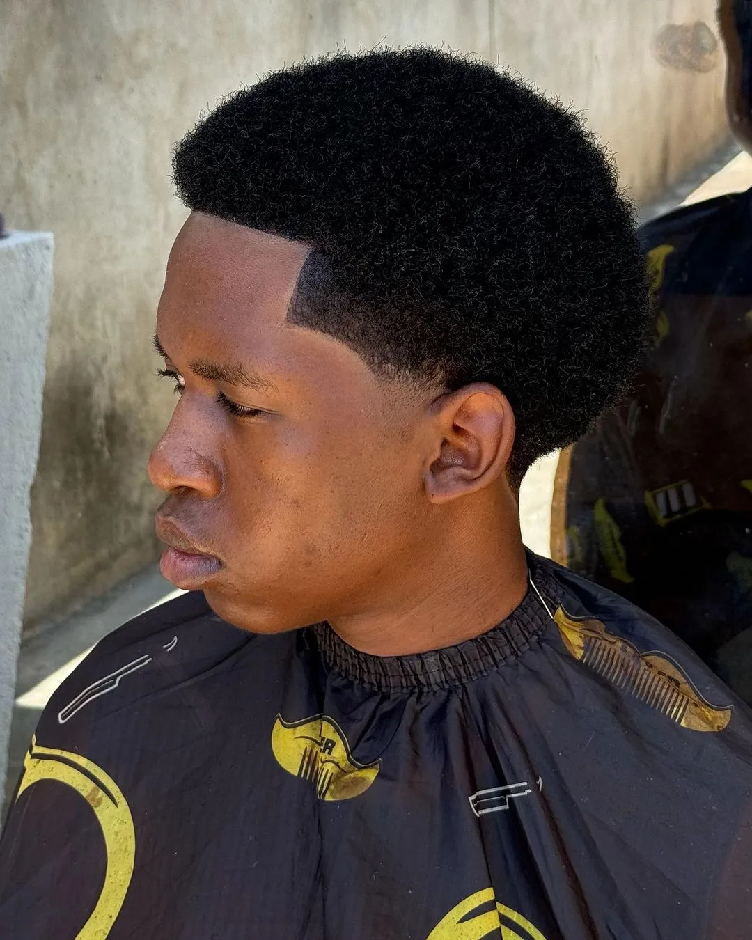 Mini Afro (Short Afro) Sample 6