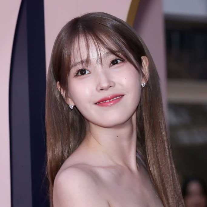 See-Through Bangs Sample 10