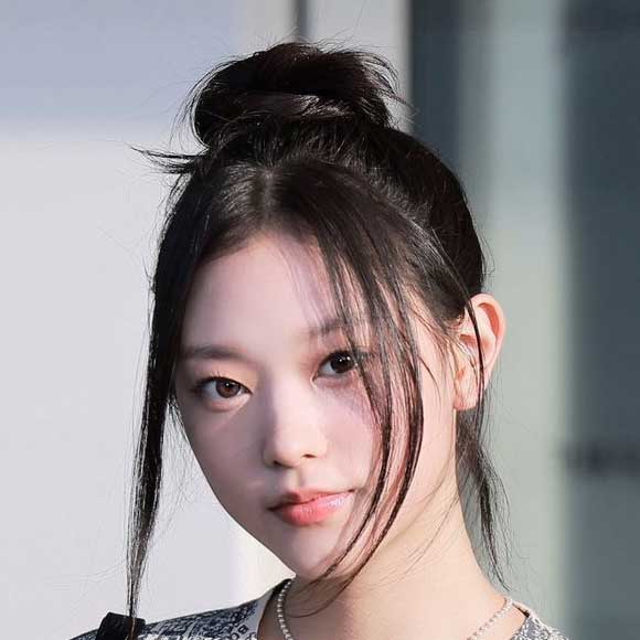 Messy Bun Sample 16