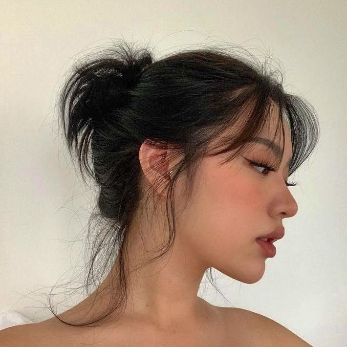 Messy Bun Sample 1
