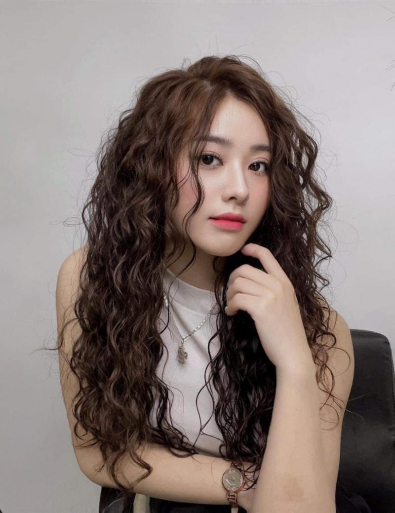 Curly Perm Sample 9