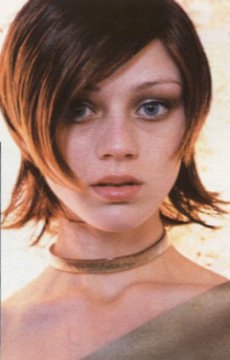 Miscellaneous Medium-Length Hairstyles Sample 11