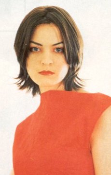 Miscellaneous Medium-Length Hairstyles Sample 13