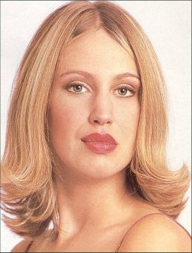 Miscellaneous Medium-Length Hairstyles Sample 8