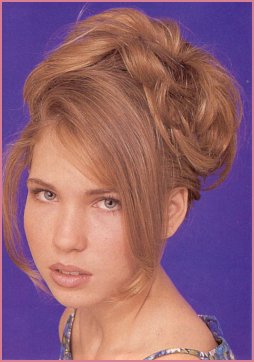Prom Hairstyles Sample 16